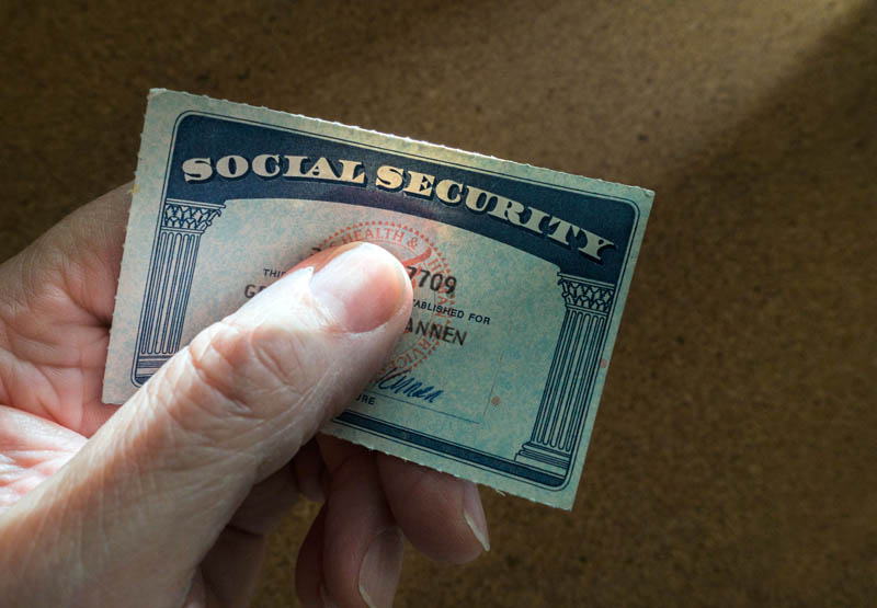 Image of a social security card.